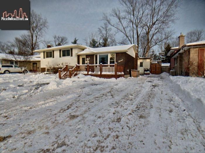 Property 16 Loyalist Drive main img
