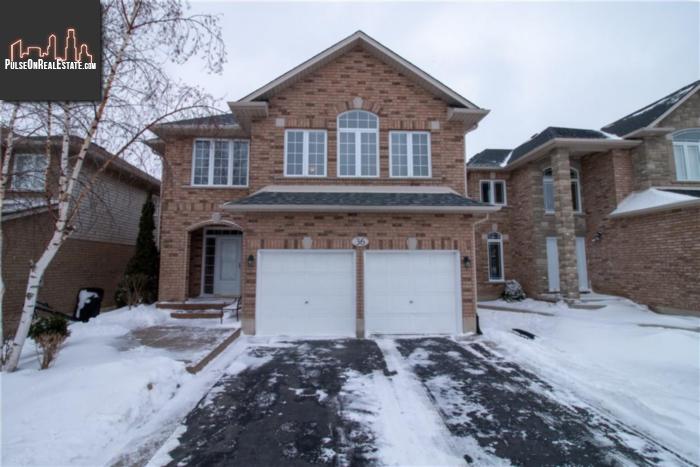 Property 36 Moorland Crescent main img