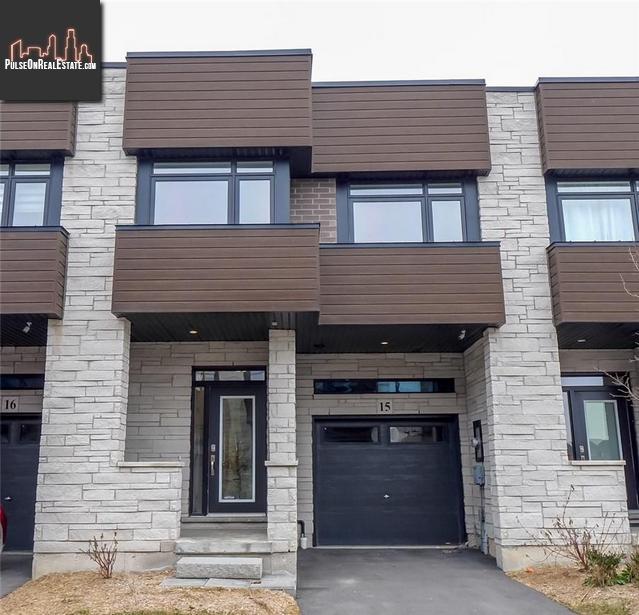 Property 15 35 Midhurst Heights main img