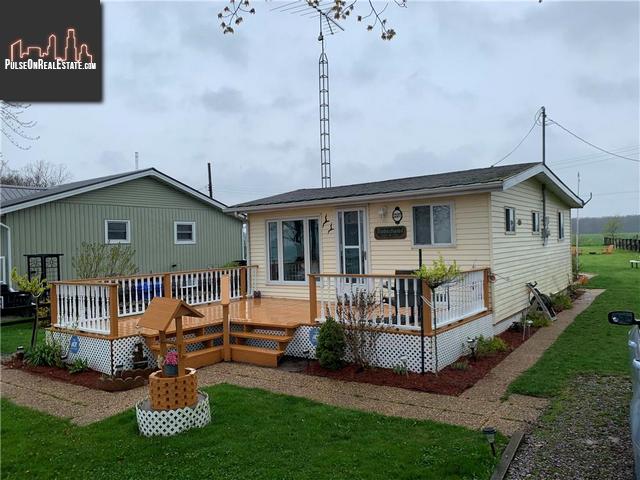 Property 1237 Lakeshore Road main img
