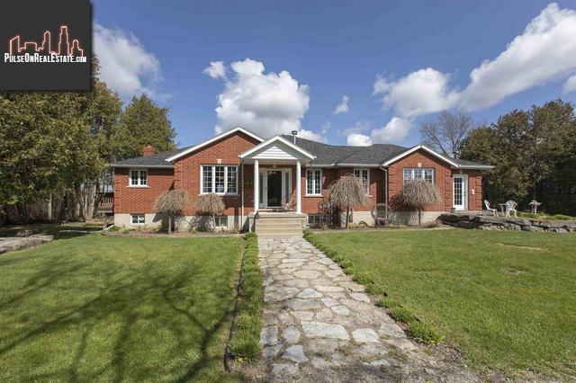 Property 3505 Four Seasons Dr main img