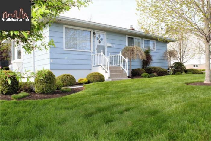 Property 427 Shediac Rd main img