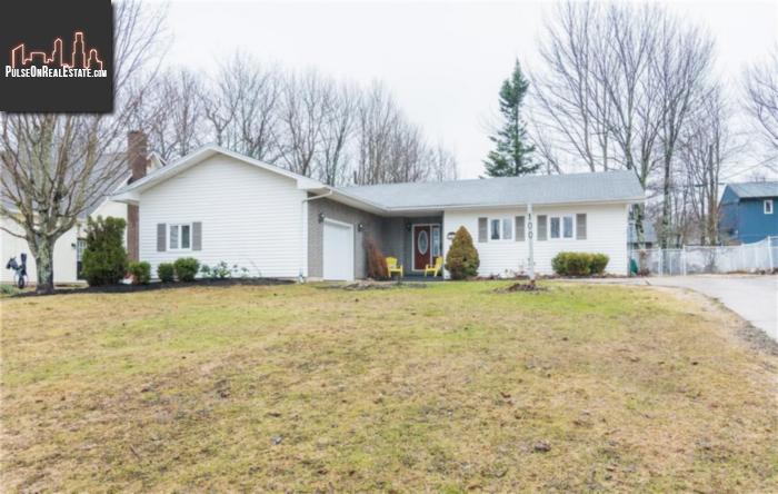 Property 100 Oakmoor Terr main img