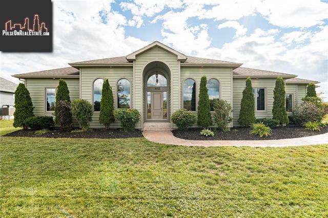 Property 102 Kervin Crt main img