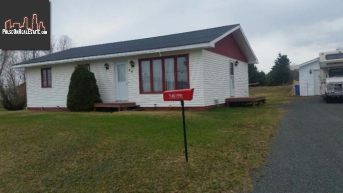 Property 89 Rue Du Ruisseau Ouest main img