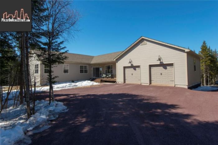 Property 30 Meahan Crescent main img