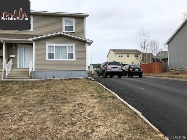 Property 11 Harris Street main img
