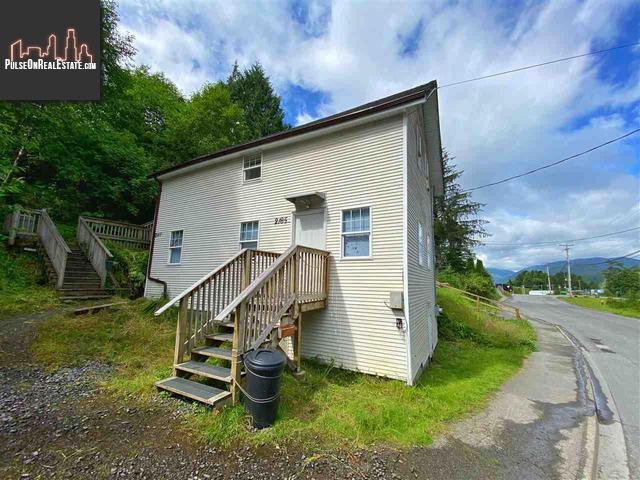 Property 2185 Seal Cove Road main img