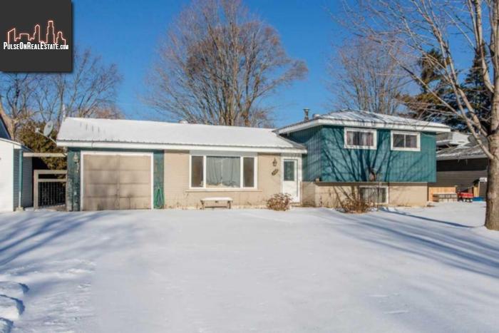 Property 328 Collins Dr main img
