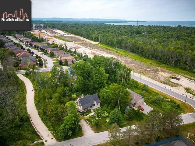 Property 16 Trillium Crt main img
