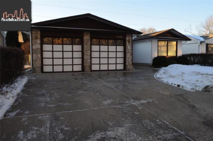 Property 2208 Preston Ave S main img