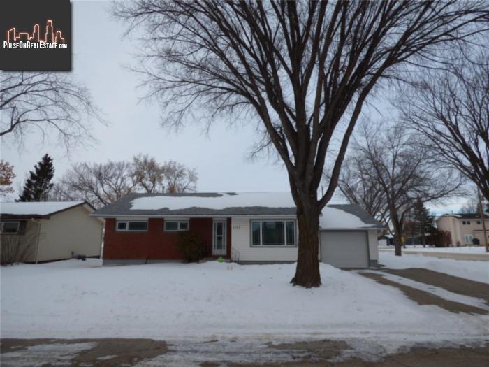 Property 1122 Asquith Ave main img