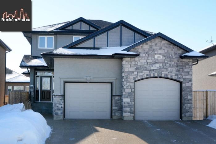 Property 318 Horlick Cres main img