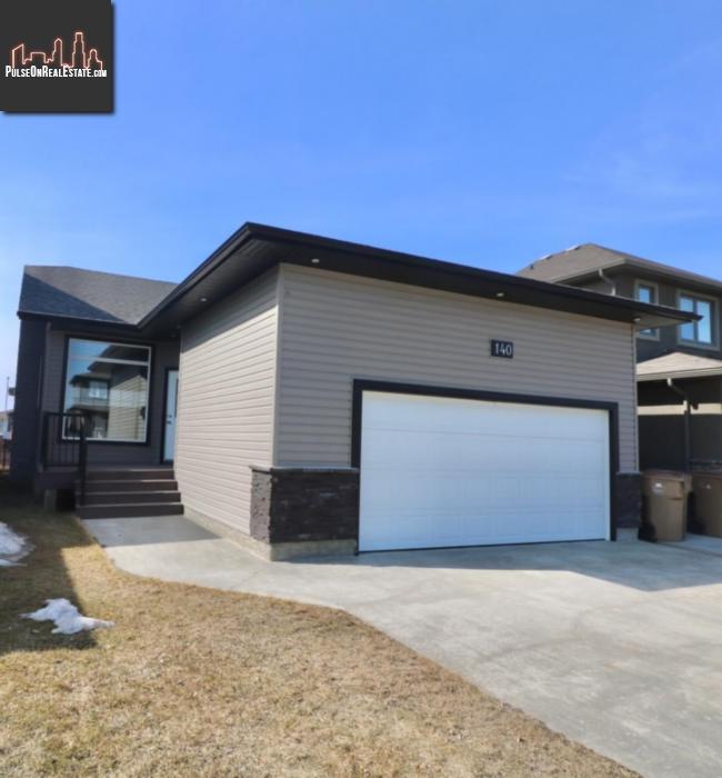 Property 140 Oxbow Cres main img
