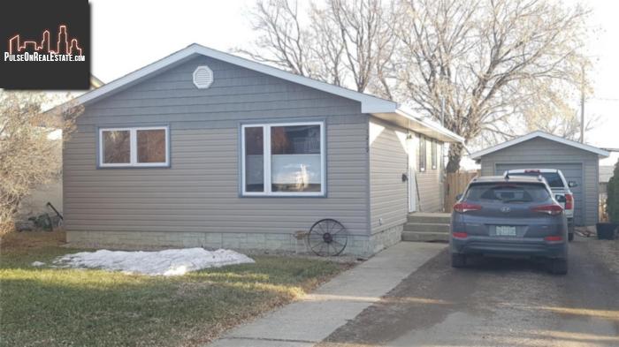 Property 1219 Athabasca St W main img