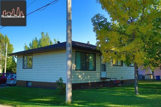 Property 113 2nd St W main img