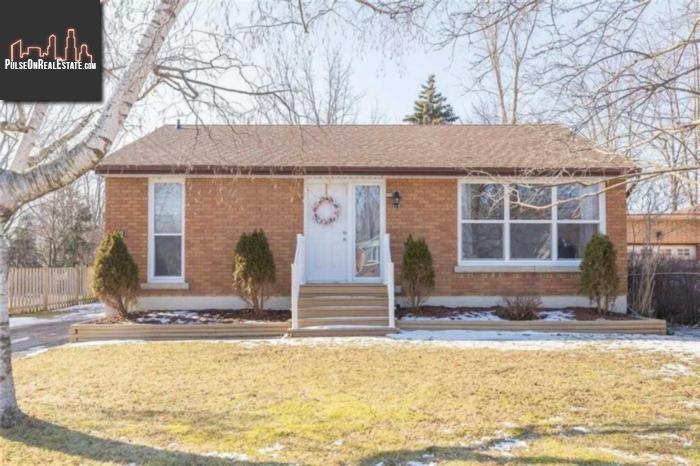 Property 142 Gardiner Ave E main img