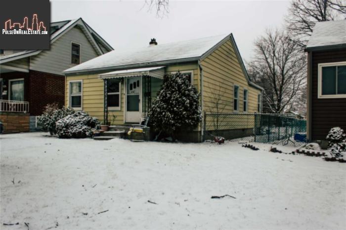 Property 976 Campbell Ave main img