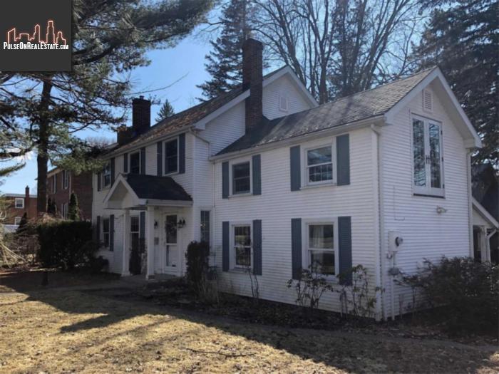 Property 236 Macdonald Ave main img