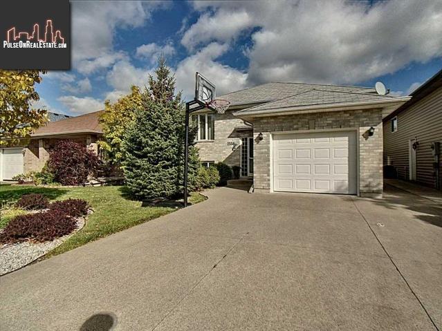 Property 2558 Gatwick Ave main img