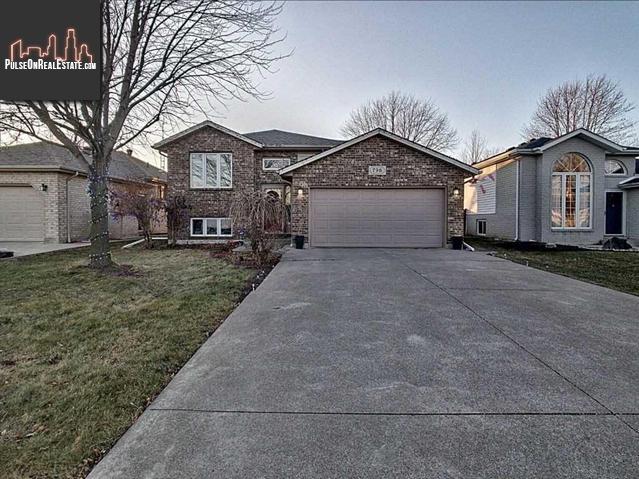 Property 796 Helena Cres main img