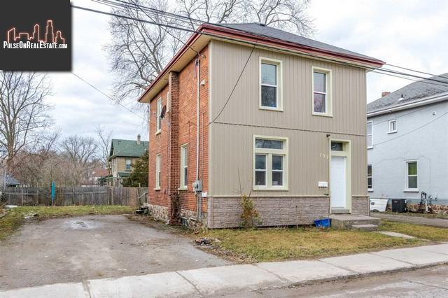 Property 157 Rutherford Ave main img