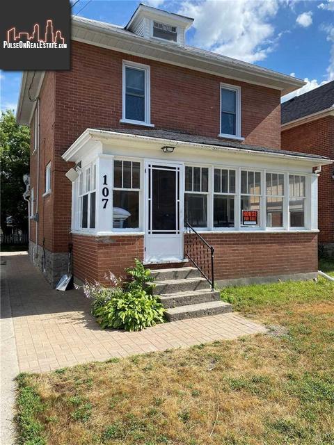 Property 107 Bridge St W main img