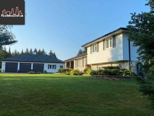 Property 1384 Highview Cres main img